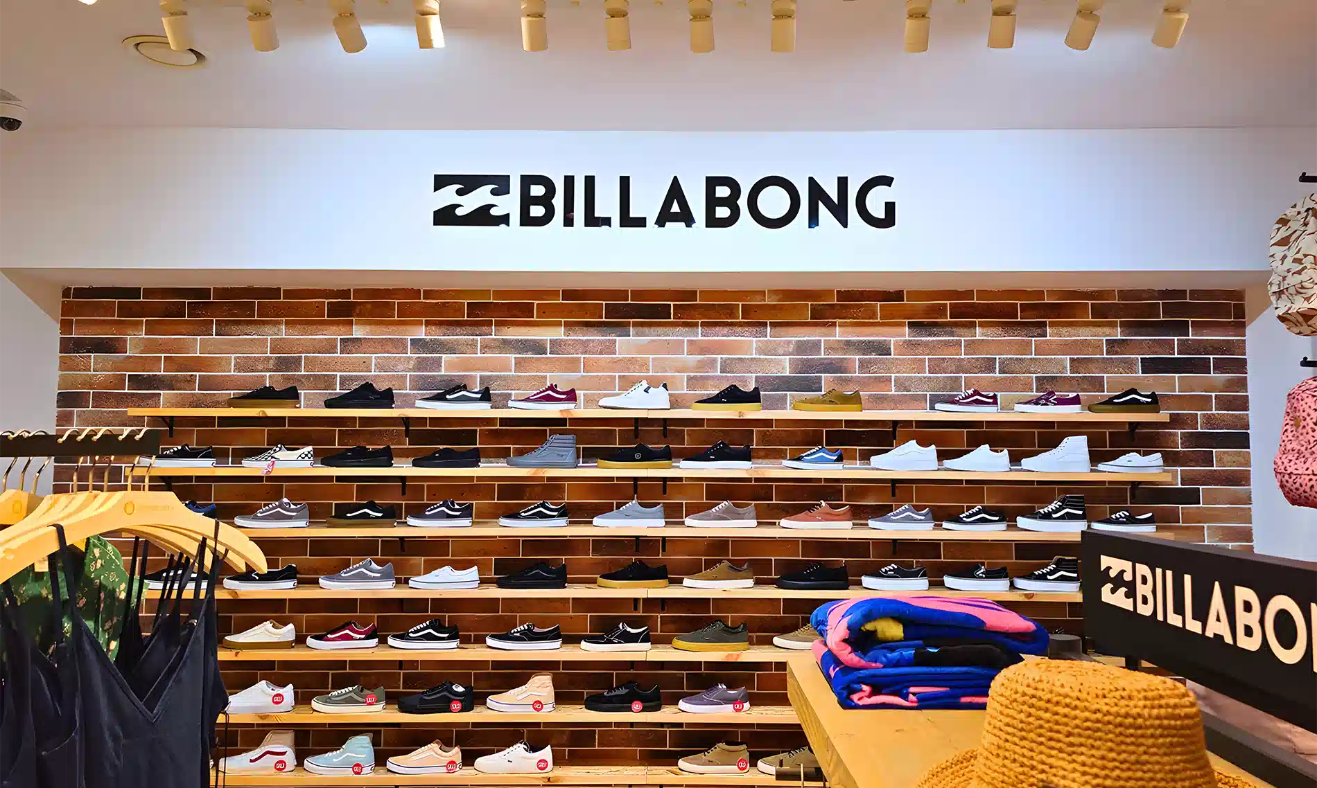 Banner 1 - Billabong Outlet Espa&ntilde;a