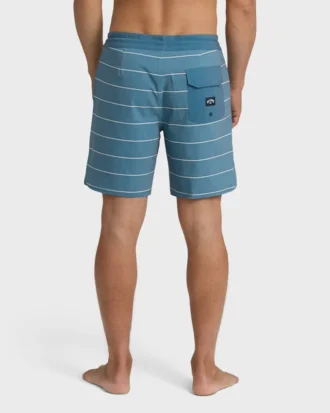 Boardshorts 73 Lo Tides de 18″