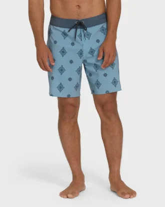 Boardshorts Good Times Pro de 18″