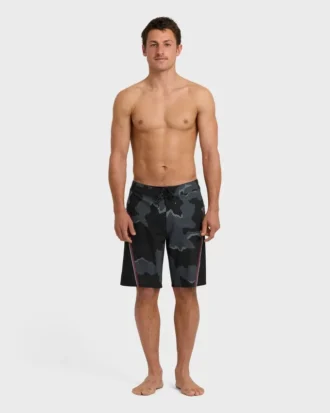 Boardshorts Straddie Airlite de 20″