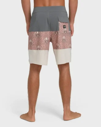 Boardshorts Tribong Pro de 48 cm