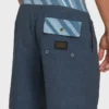 Boardshorts True North Garage Lo Tides de 18 pulgadas Boardshorts True North Garage Lo Tides de 18 pulgadas