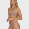 Braguitas de bikini de verano Hawaii V Hike Braguitas de bikini de verano Hawaii V Hike