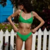 Braguitas de bikini diminutas Cocoa de Tanlines