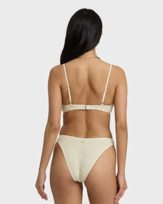 braguitas de bikini mediana twisted tides hike 1 330x413 - Braguitas de bikini mediana Twisted Tides Hike