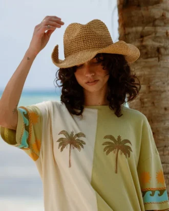 Camisas de manga corta con estampado de palmeras