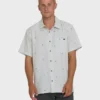 Camisas tejidas de manga corta perforadas A/Div Surftrek Camisas tejidas de manga corta perforadas A/Div Surftrek