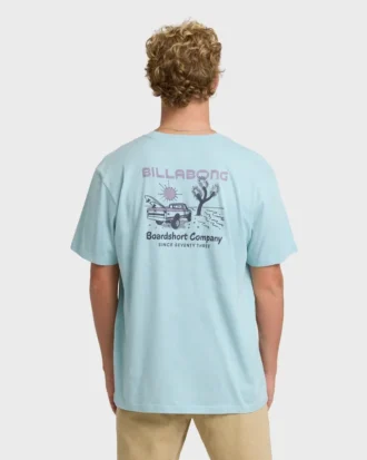 Camiseta de manga corta Tailgating Premium en pantalones cortos