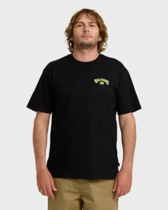 Camiseta de pantalón corto regular con arco encerado