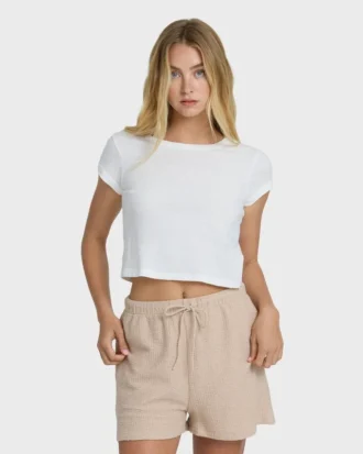 Camiseta de punto de manga corta Daily T en pantalones cortos