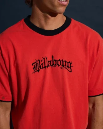 Camiseta de punto de manga corta Immortal Tipper en pantalones cortos