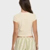 Camiseta de punto de manga corta Shelly en pantalones cortos