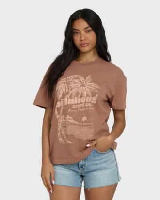Camiseta gráfica de manga corta de punto «Sand to Surf»