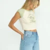 Camiseta raglán de manga corta Paradise con pantalones cortos
