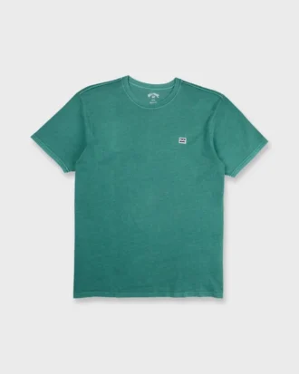 Camiseta Wyatt de cuello redondo y pantalones cortos