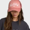 Gorra Across Waves