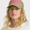Gorra Trucker Across Waves