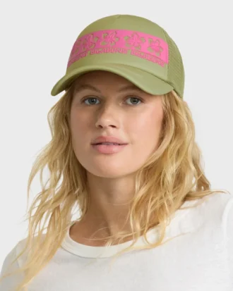 Gorra Trucker Across Waves