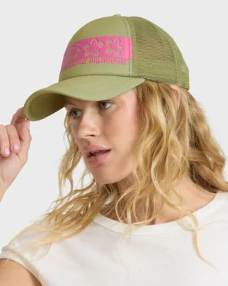 Gorra Trucker Across Waves