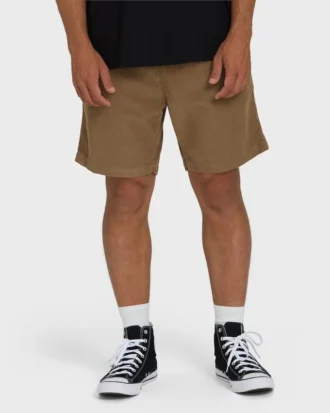 Pantalones cortos de pana Larry Layback de 17 pulgadas