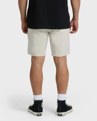 Pantalones cortos híbridos sumergibles Primary de 18″ Pantalones cortos híbridos sumergibles Primary de 18″