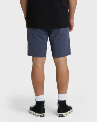 Pantalones cortos híbridos sumergibles Primary de 18″ Pantalones cortos híbridos sumergibles Primary de 18″