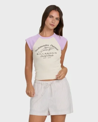 Pantalones cortos tejidos Wanderer con rayas lila