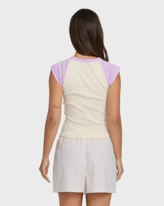 Pantalones cortos tejidos Wanderer con rayas lila