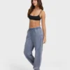 Pantalones jogger con lavado salino Pantalones jogger con lavado salino