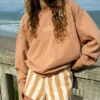 Sudadera de cuello redondo Kendal decolorada Sudadera de cuello redondo Kendal decolorada