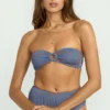 Top de bikini bandeau Rio de rayas altas de verano