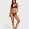 Top de bikini bralette en V Twisted Tides Top de bikini bralette en V Twisted Tides