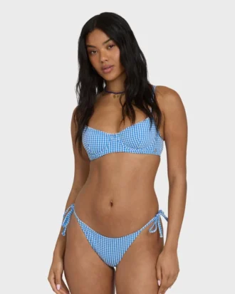 Top de bikini con aros Helena con estampado de mini cuadros ondulados