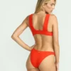 Top de bikini rojo Aloha con escote pronunciado Top de bikini rojo Aloha con escote pronunciado