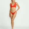 Top de bikini rojo Aloha con escote pronunciado Top de bikini rojo Aloha con escote pronunciado