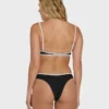 Top de bikini tipo bralette corto Jaclyn con rayas de bronceado Top de bikini tipo bralette corto Jaclyn con rayas de bronceado