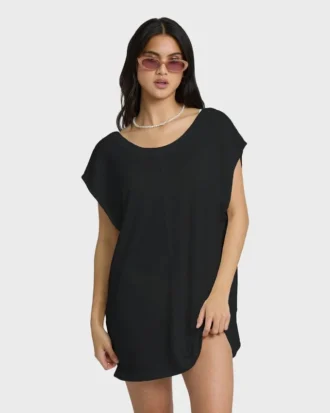 Vestido mini de pantalones cortos Hallow Wave